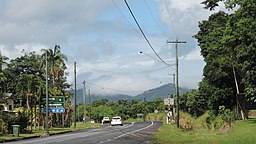 256px-Bruce_Highway_passing_through_Mirriwinni,_2018